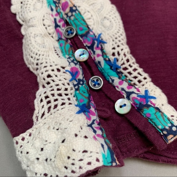 Anthropologie crochet cuff purple knit long sleeved shirt, M. - Picture 3 of 9